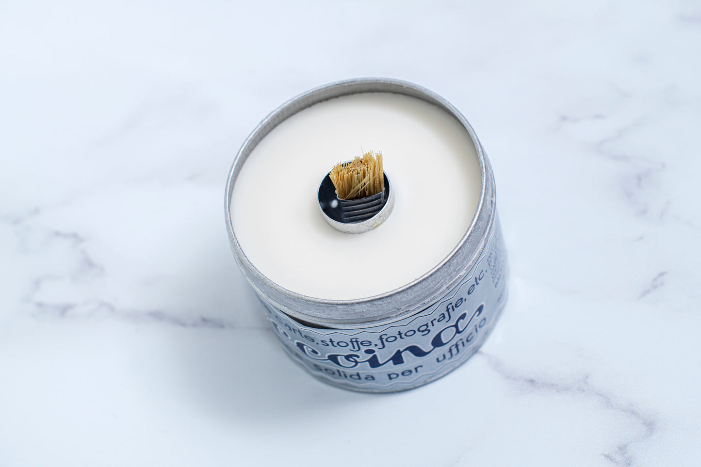 Glue - natural and plastic free
